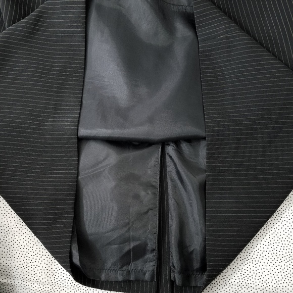 JONES NEW YORK Black/White Pin Striped Suit Skirt - Picture 7 of 8